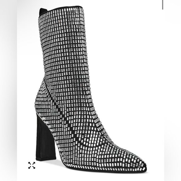 Wild Pair Shoes - NEW Wild Pair Black and Silver Heeled Boots Sz 8.5